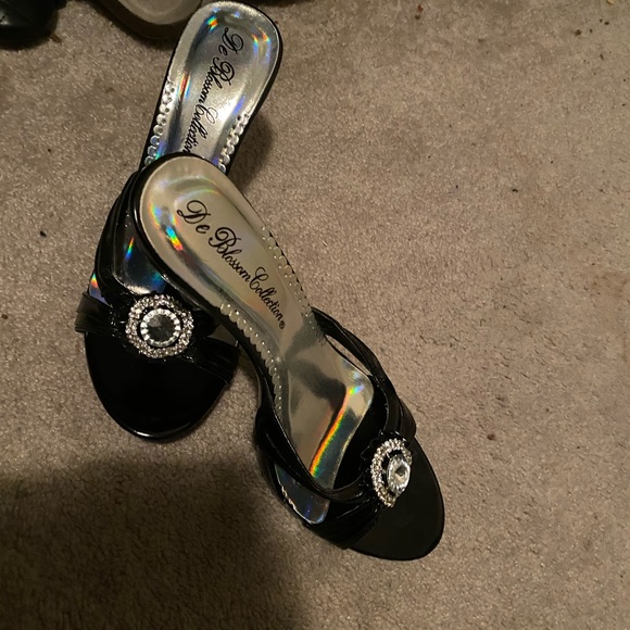 Heels - Picture 8 of 8